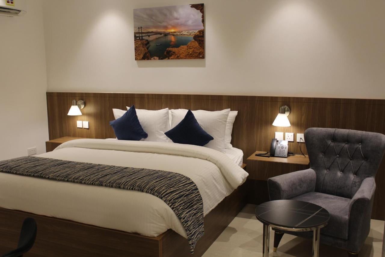 Duqm Express Hotel Buitenkant foto