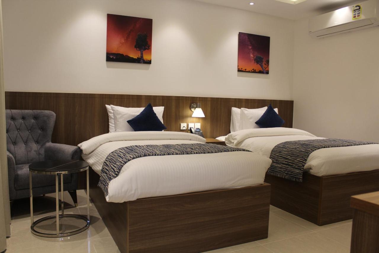 Duqm Express Hotel Buitenkant foto