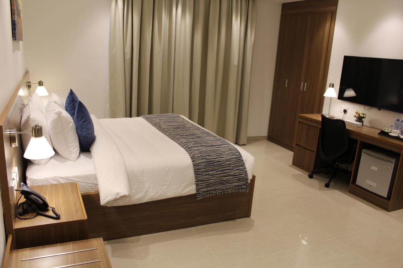 Duqm Express Hotel Buitenkant foto