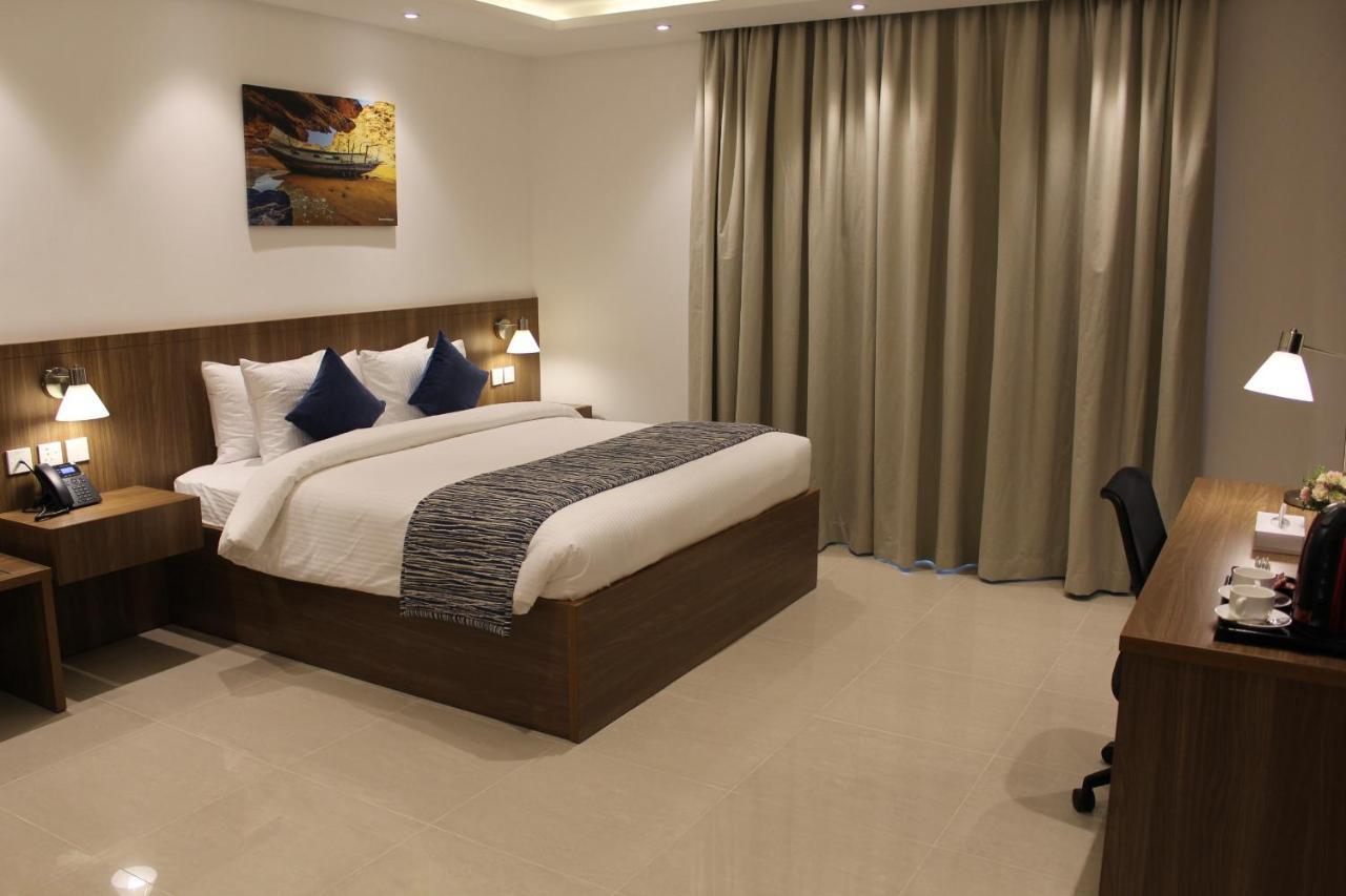 Duqm Express Hotel Buitenkant foto