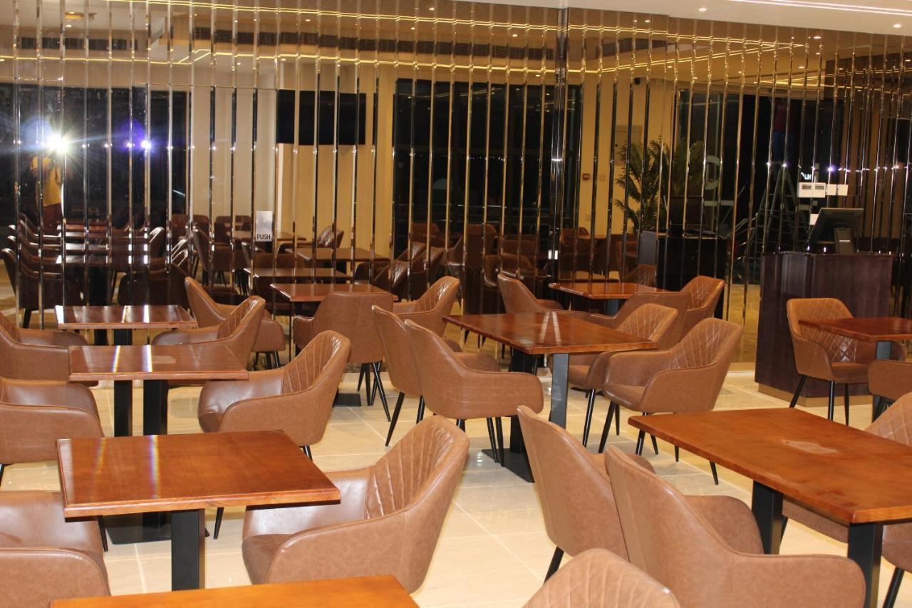 Duqm Express Hotel Buitenkant foto